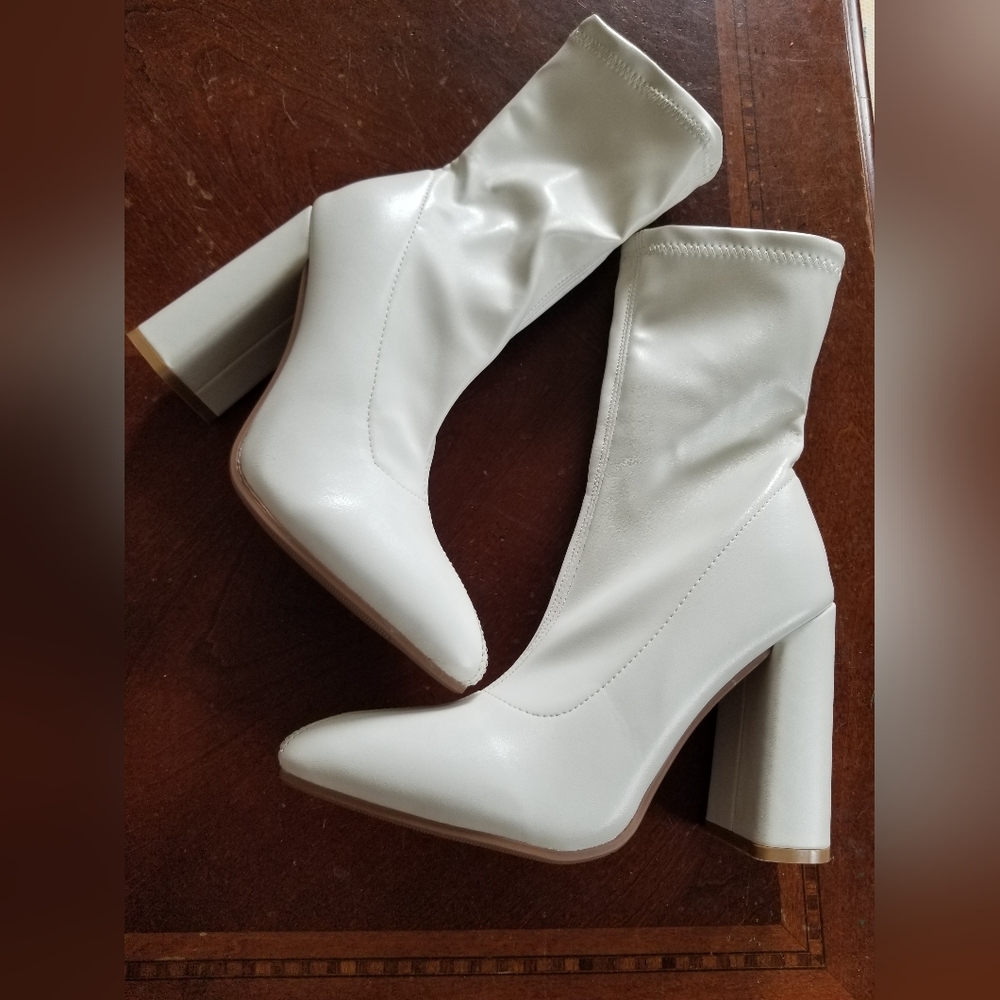 Nasty gal heel boot